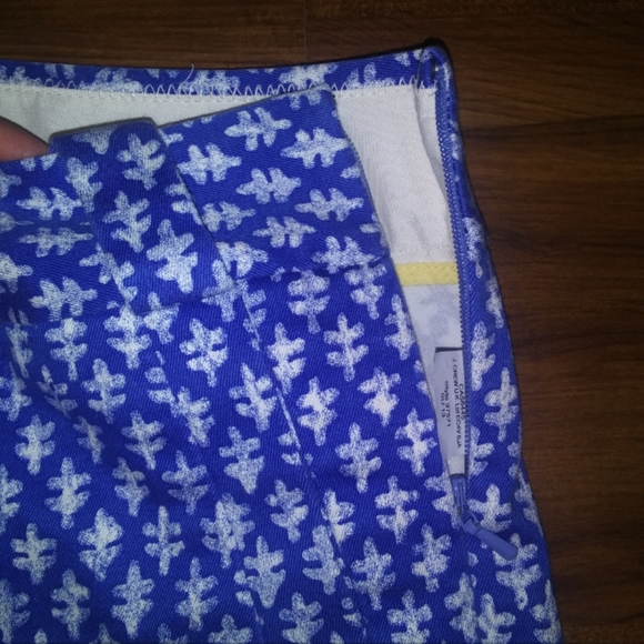 J. Crew City Fit Leaf Print Stretch Shorts SZ 2 - Picture 8 of 8